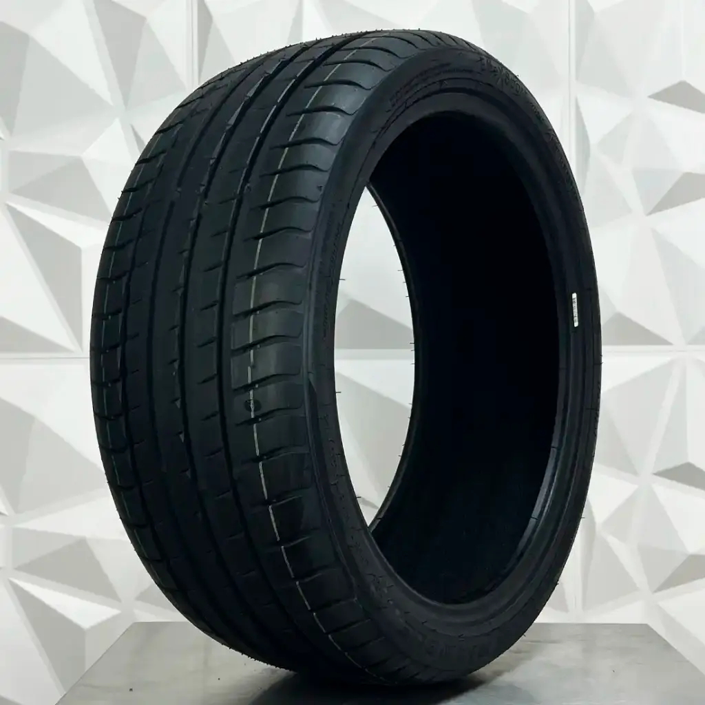 LLANTA TALON TH202 215/45R17 TRIANGLE 91Y